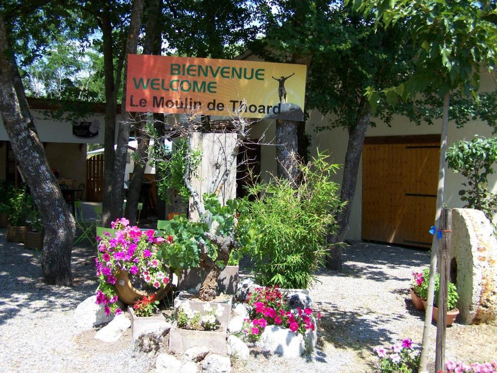 Moulin De La Roque Hotell Althen-des-Paluds Exteriör bild