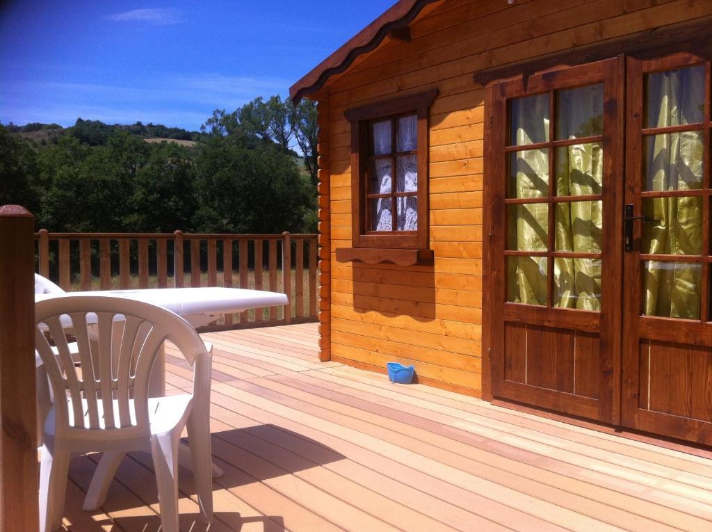 Moulin De La Roque Hotell Althen-des-Paluds Rum bild