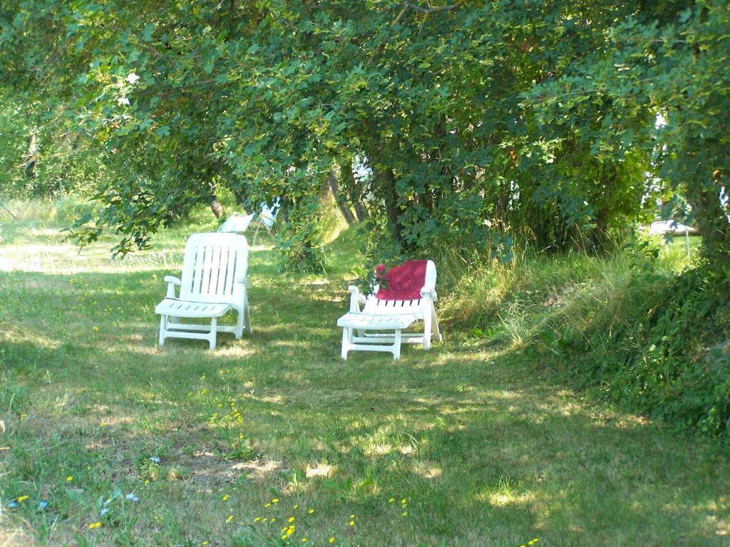 Moulin De La Roque Hotell Althen-des-Paluds Rum bild