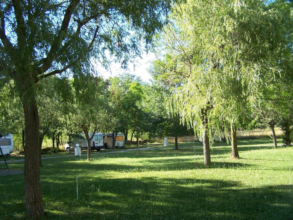 Moulin De La Roque Hotell Althen-des-Paluds Rum bild